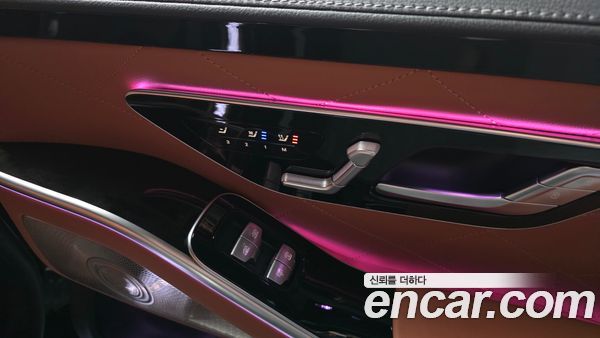 Mercedes-Benz S-Class 2023, фото 31