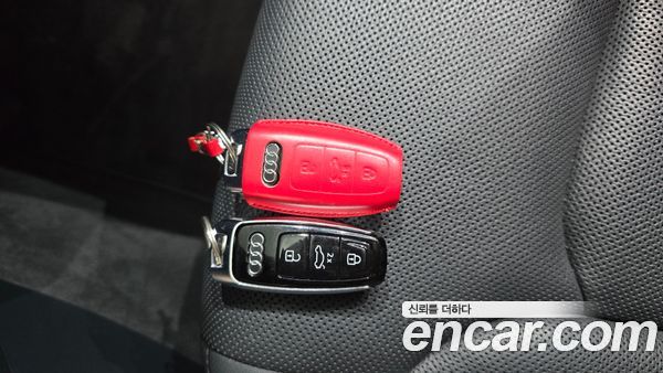 Audi Q7 2020, фото 22