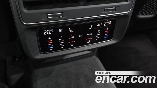 Audi Q7 2020, фото 29