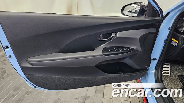 Hyundai Veloster 2021, фото 14