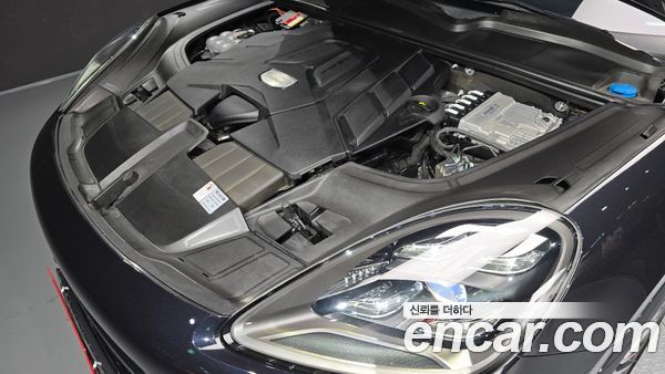 Porsche Cayenne 2022, фото 6