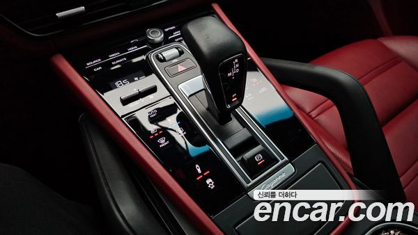 Porsche Cayenne 2022, фото 12
