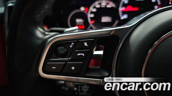 Porsche Cayenne 2022, фото 31