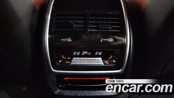 BMW X7 2022, фото 31