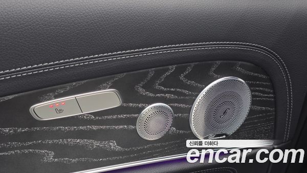 Mercedes-Benz E-Class 2021, фото 26