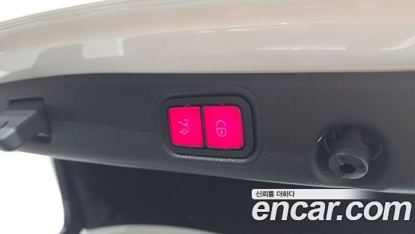 Mercedes-Benz E-Class 2021, фото 31