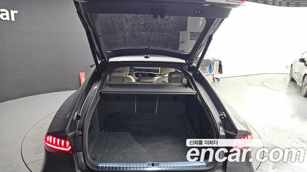Audi A7 2020, фото 26