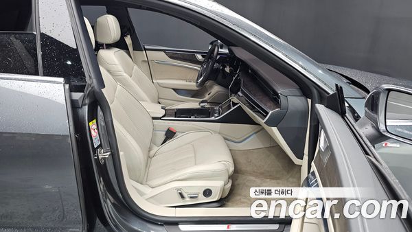 Audi A7 2020, фото 16