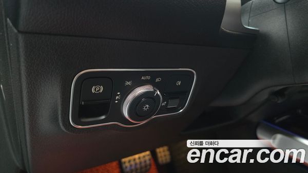 Mercedes-Benz GLB 2021, фото 26