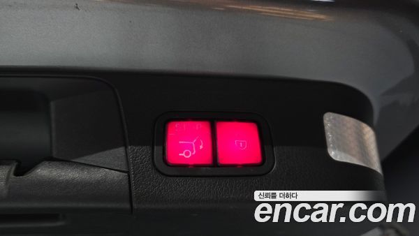 Mercedes-Benz GLB 2021, фото 30