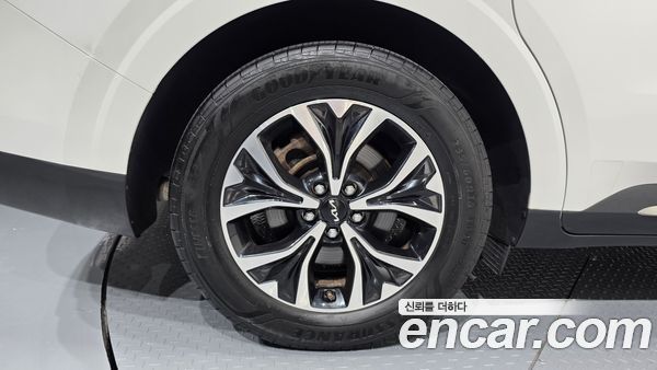 Kia Carnival 2023, фото 4