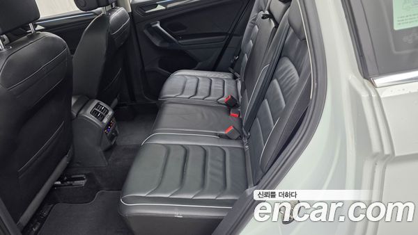 Volkswagen Tiguan 2021, фото 16