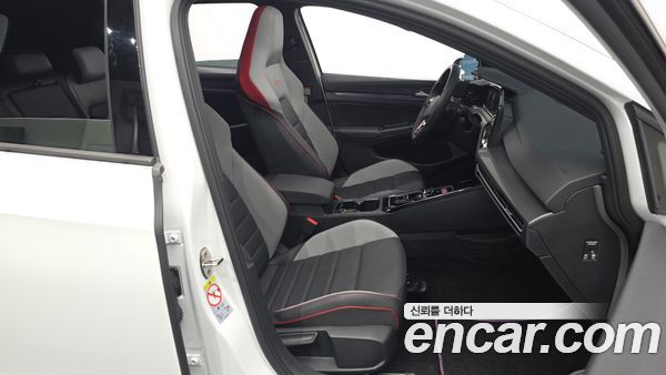 Volkswagen Golf 2024, фото 16