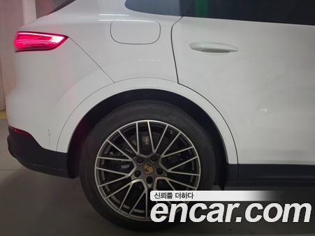 Porsche Cayenne 2023, фото 5
