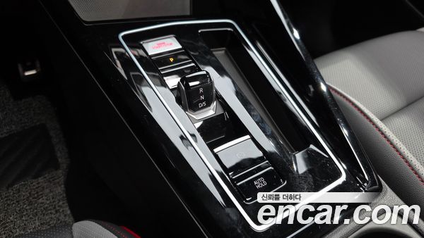 Volkswagen Golf 2024, фото 11