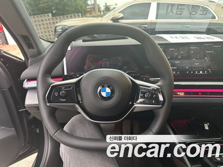 BMW 5 Series 2026, фото 10