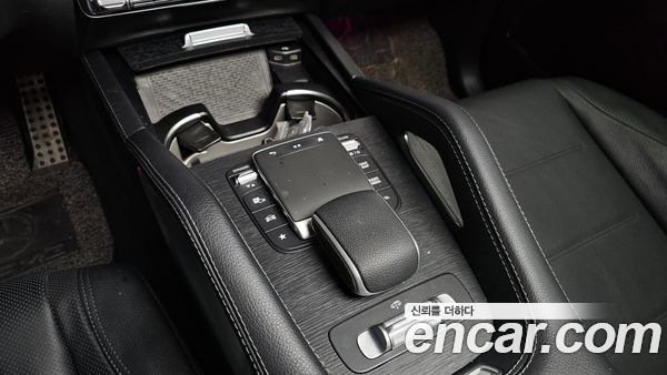 Mercedes-Benz GLE 2023, фото 26