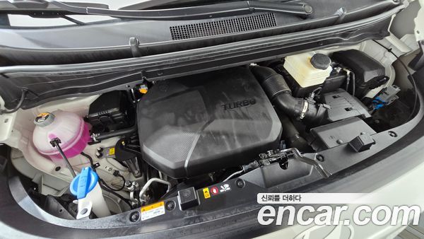 Hyundai Staria 2025, фото 5