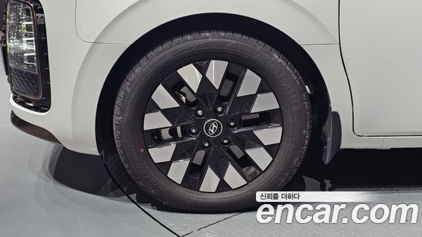 Hyundai Staria 2025, фото 5
