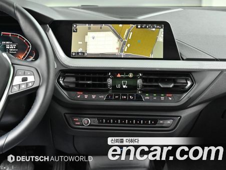 BMW 1 Series 2021, фото 14