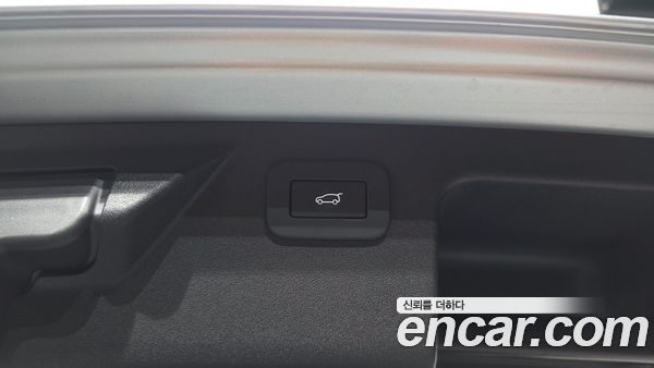 Land Rover Discovery Sport 2024, фото 30
