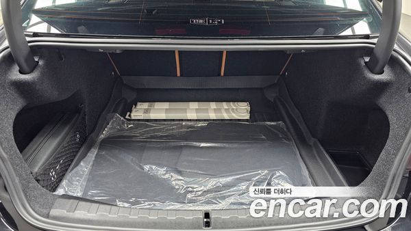 BMW 3 Series 2025, фото 23