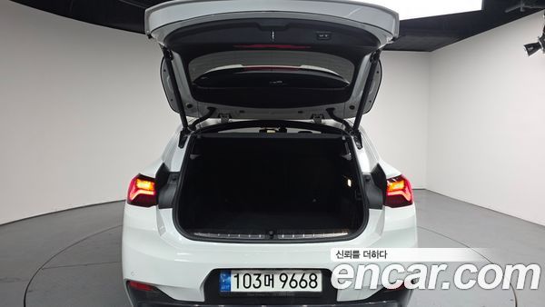BMW X2 2023, фото 25