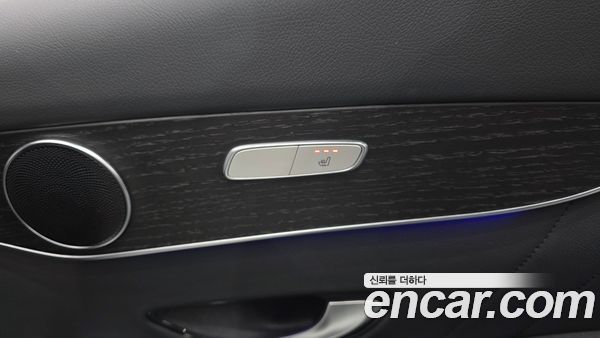 Mercedes-Benz GLC 2020, фото 29