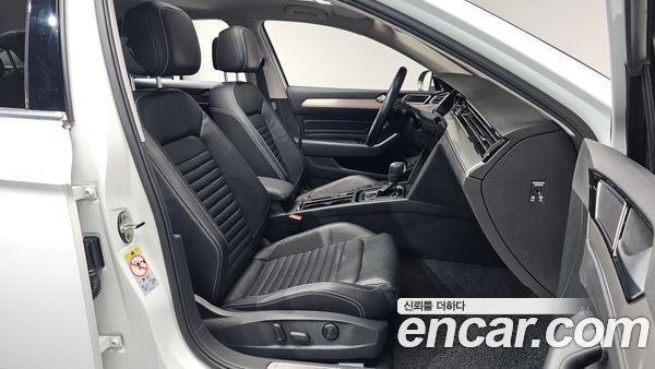 Volkswagen Passat 2022, фото 15