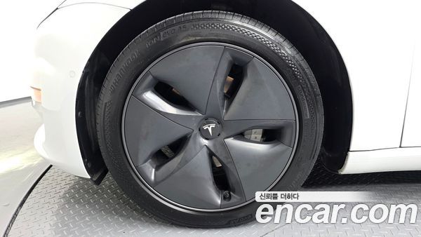 Tesla Model 3 2020, фото 5