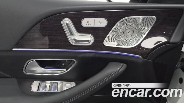 Mercedes-Benz GLE 2022, фото 30