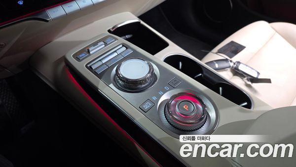 Genesis GV70 2024, фото 12