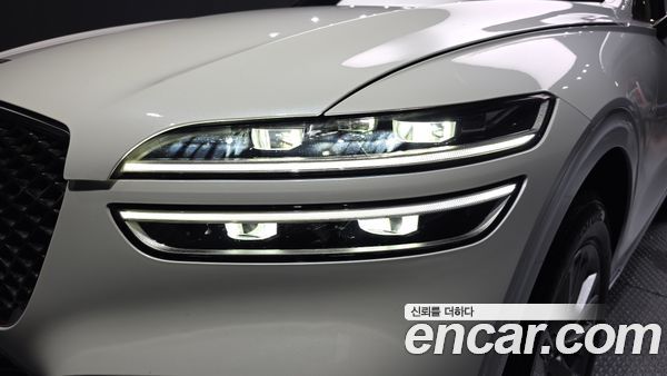 Genesis GV70 2024, фото 8