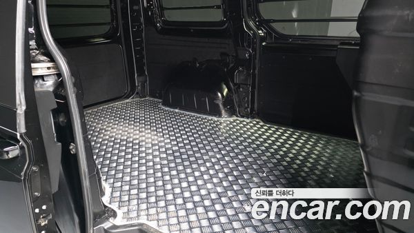 Hyundai Staria 2025, фото 20