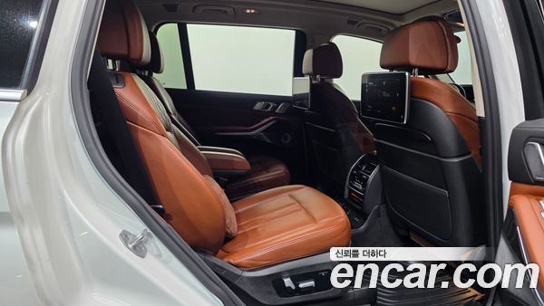 BMW X7 2021, фото 18