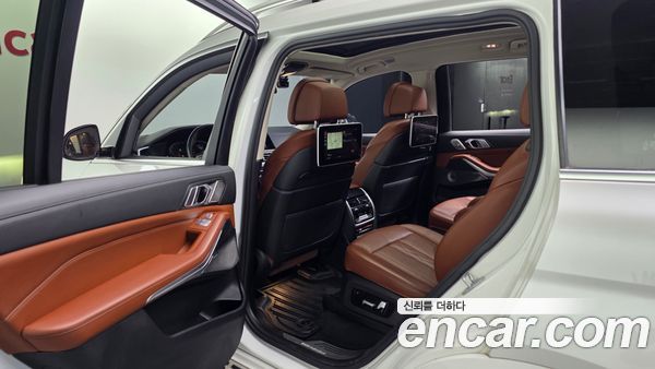 BMW X7 2021, фото 16