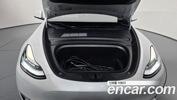 Tesla Model Y 2021, фото 6
