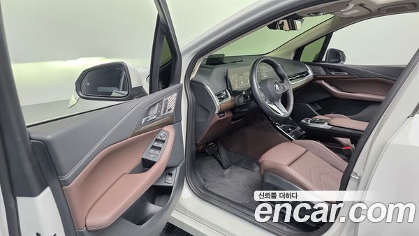 BMW 2 Series 2025, фото 13