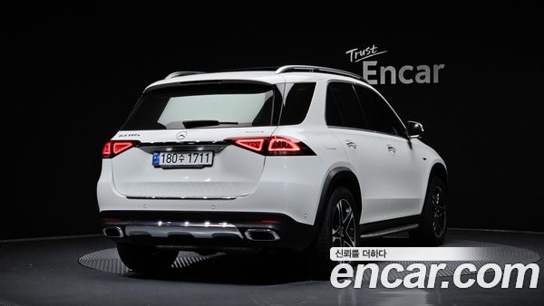 Mercedes-Benz GLE 2021