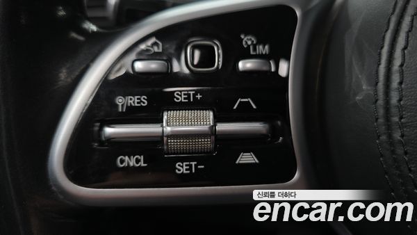 Mercedes-Benz GLE 2021, фото 30