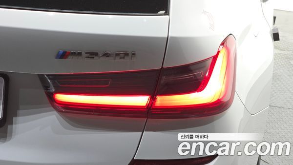 BMW 3 Series 2022, фото 8