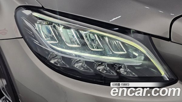 Mercedes-Benz C-Class 2020, фото 8