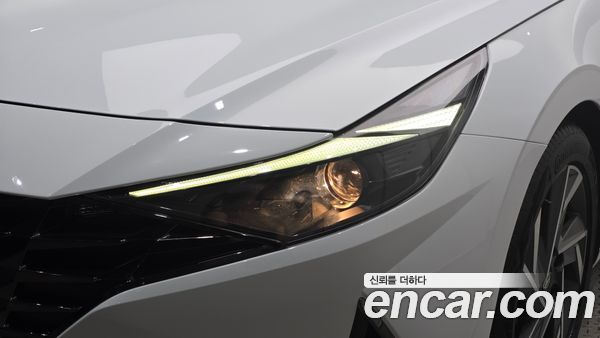 Hyundai Elantra 2022, фото 8