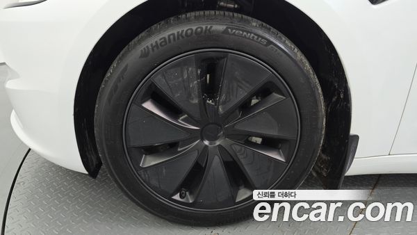Tesla Model 3 2024, фото 5