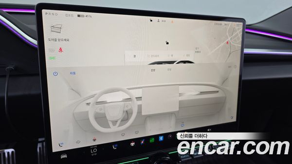 Tesla Model 3 2024, фото 29