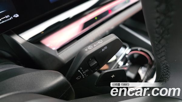 BMW 5 Series 2025, фото 28