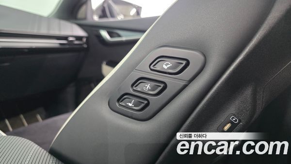 Kia EV6 2023, фото 31