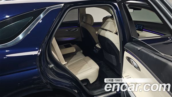 Genesis GV70 2025, фото 18