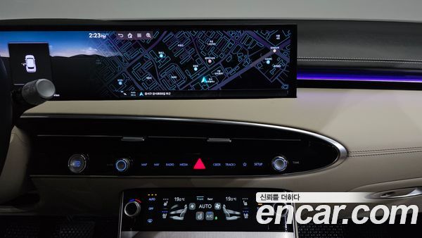 Genesis GV70 2025, фото 20