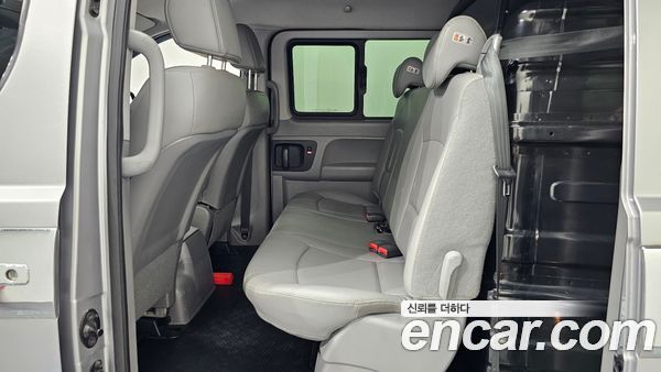 Hyundai Grand Starex 2021, фото 16